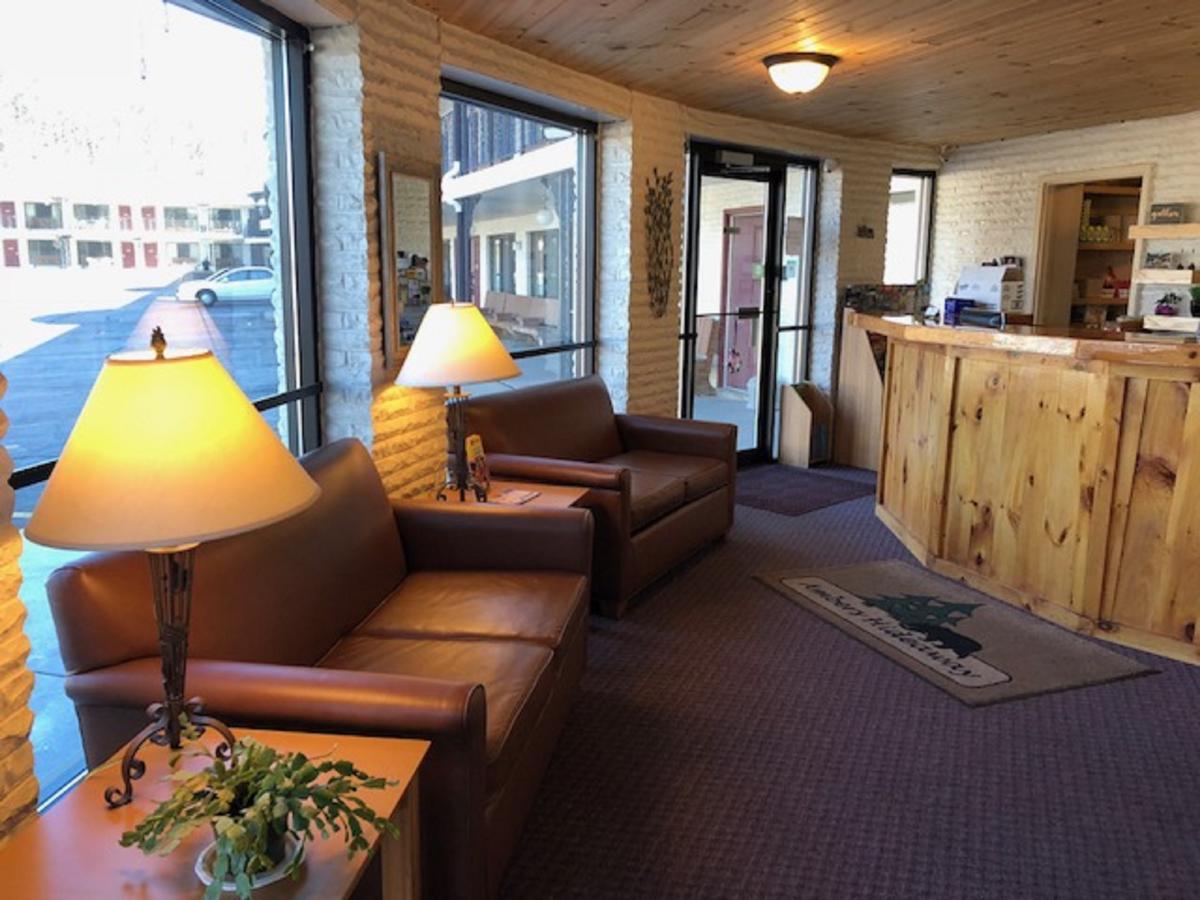 Amber'S Inn And Suites Wisconsin Dells Exterior foto